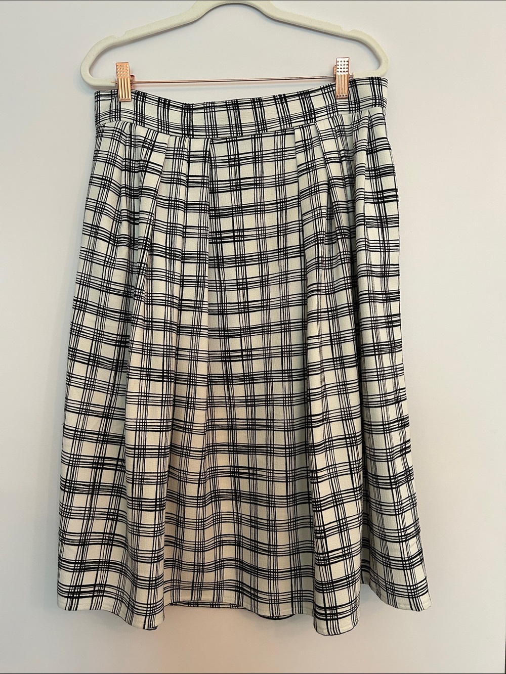 New York & Company Black and White Plaid A-Line Skirt
